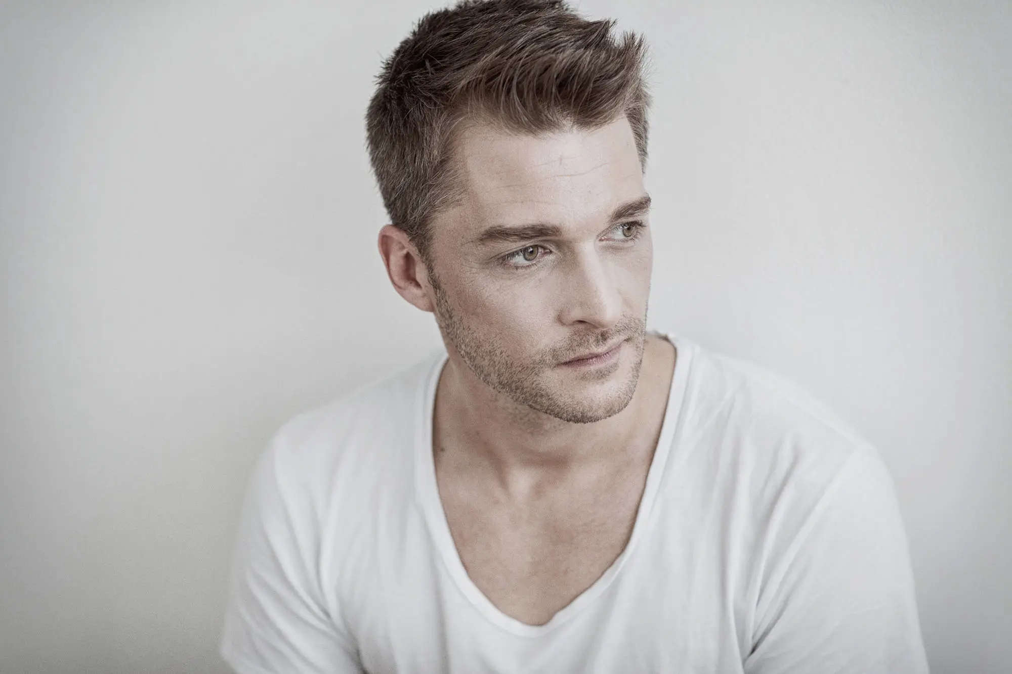 Exklusive Portraits für Selbstständige und Führungskräfte – ausdrucksstark und hochwertig